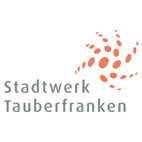 Maik M. Paulsen ist der Tischzauberer aus Bayern der seine Zuschauer auch als Hütchenspieler und Messezauberer verzaubert. Außerdem können Sie MAik M. Paulsen als Falschspieler, Jongleur und Moderator erleben.